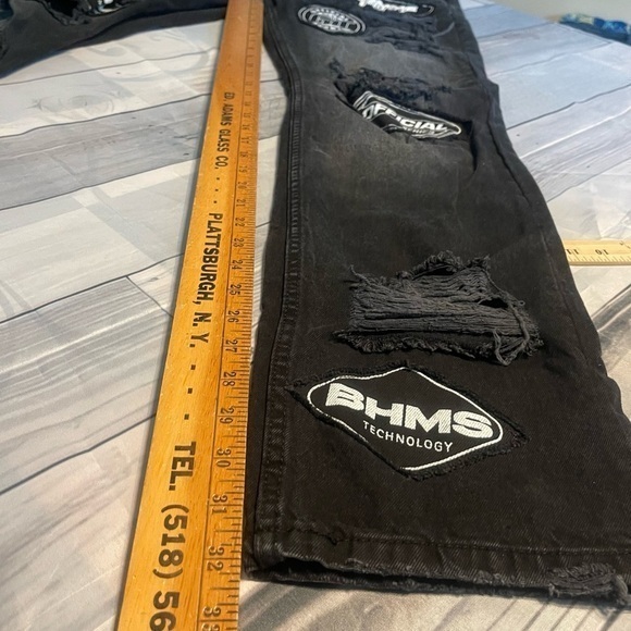 MAN Boohoo Man Distressed Patch Black Denim Jeans Size 32 NEW / NWOT - Picture 11 of 11